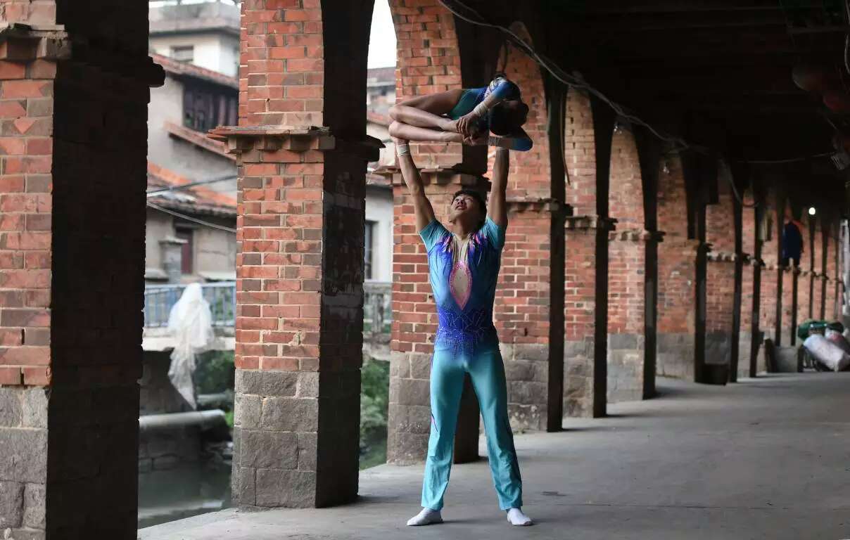 1458546613693543.jpg 698811868023262708.jpg