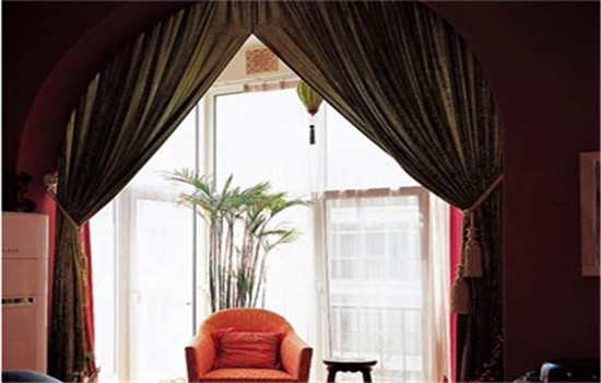 三居室陽臺裝修案例 打造一個(gè)休憩小天地